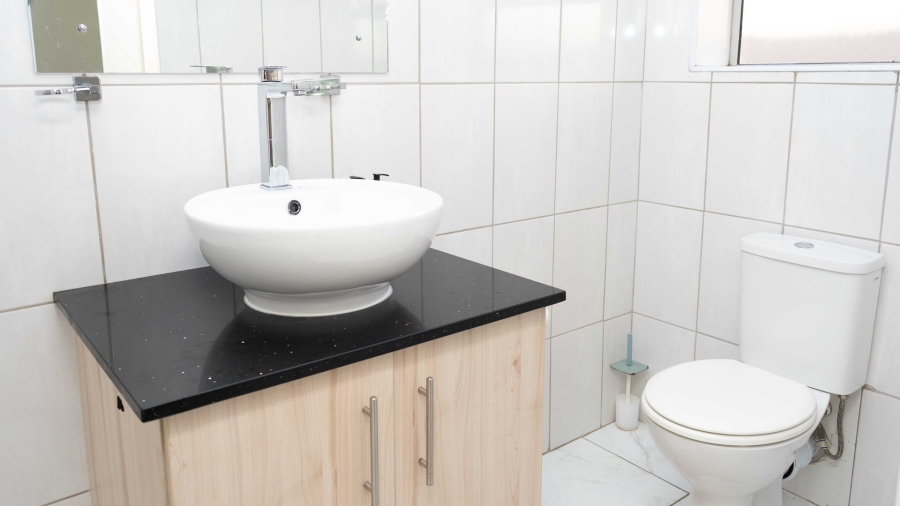 3 Bedroom Property for Sale in Lovemore Park Eastern Cape